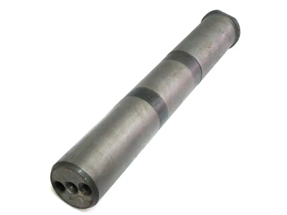 Сentre axle