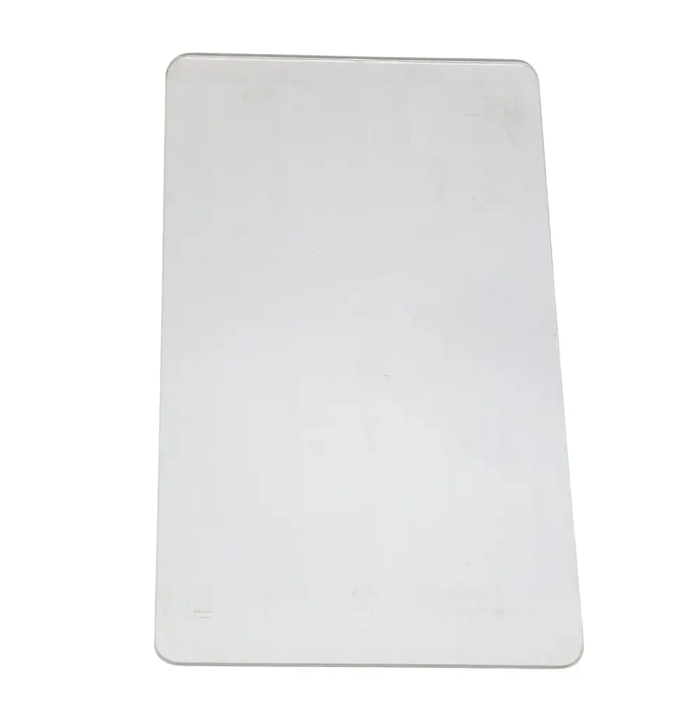 Side glass (555x795)