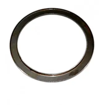 Oil deflector