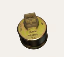 Oil pressure sensor