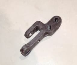 Shackle