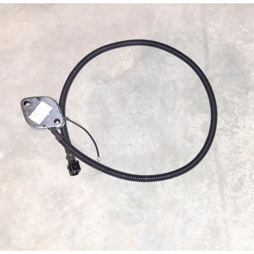 Датчик скорости короткый