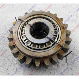 Intermediate gear